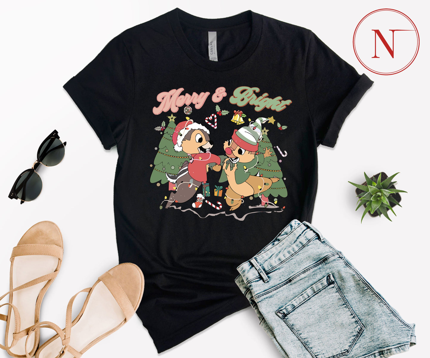 Merry and Bright Christmas T-Shirt – Cute Chipmunk Holiday Graphic Tee for Family Matching Outfits