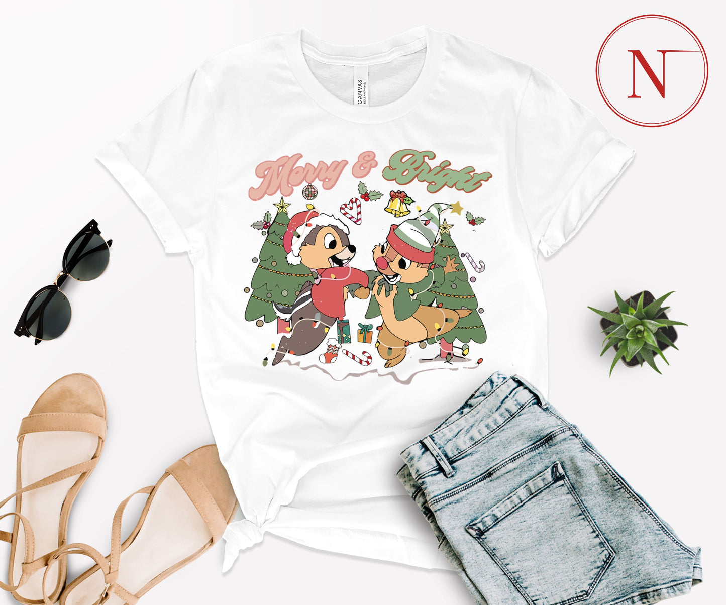 Merry and Bright Christmas T-Shirt – Cute Chipmunk Holiday Graphic Tee for Family Matching Outfits