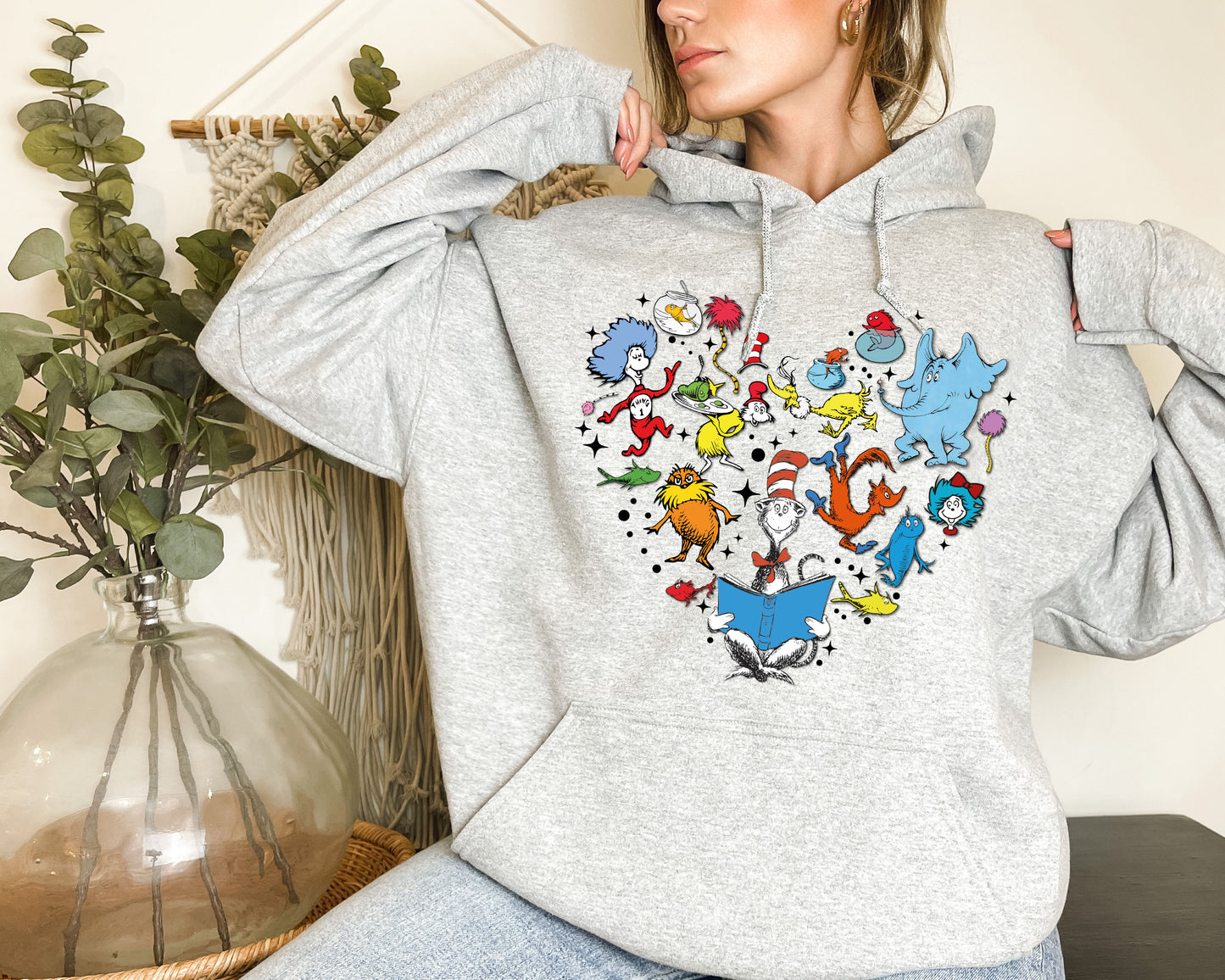 Dr Seuss Sweatshirt, Cute Heart Sweatshirts, Cat In The Hat Sweater-newamarketing